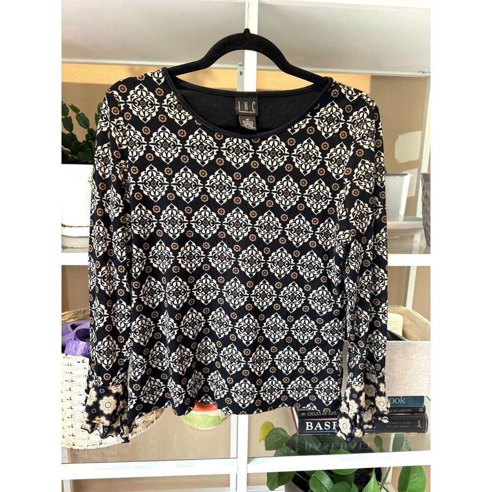 Y2K Style - INC pattern blouse with ruffled sleeves